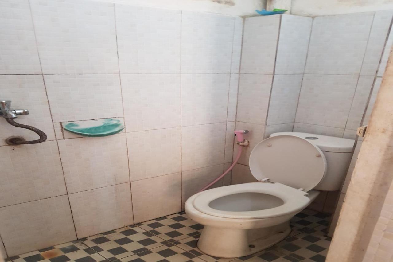 Oyo 91647 Sanina Residence Pematangsiantar Esterno foto