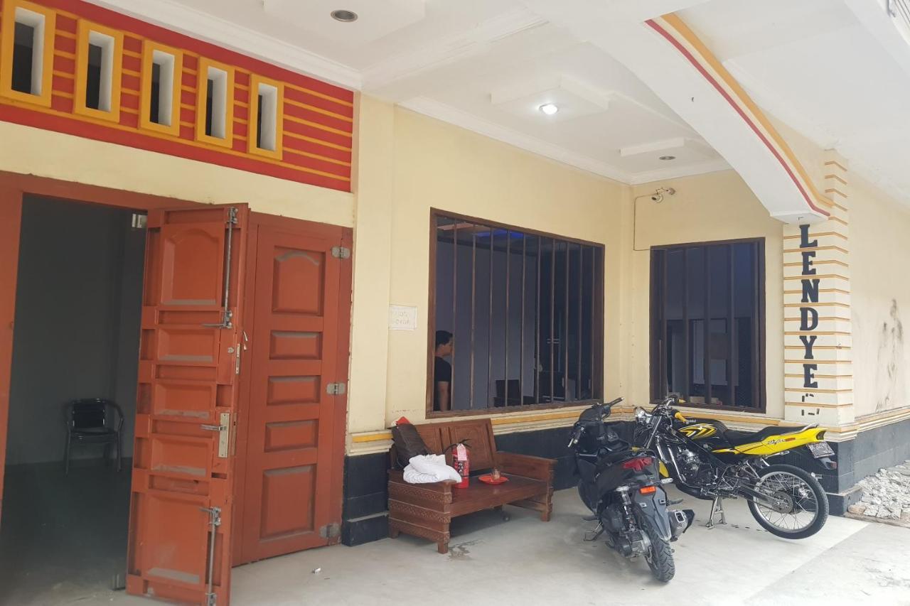 Oyo 91647 Sanina Residence Pematangsiantar Esterno foto