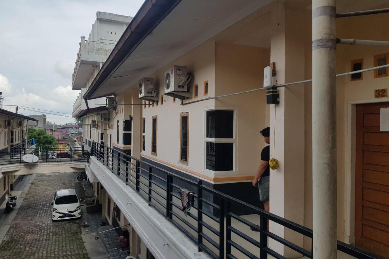 Oyo 91647 Sanina Residence Pematangsiantar Esterno foto